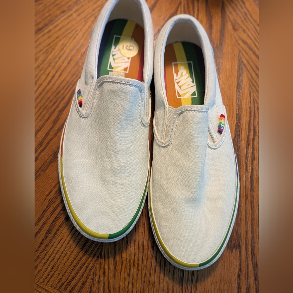 Vans Classic Slip On (Rainbow Foxing) White Canvas